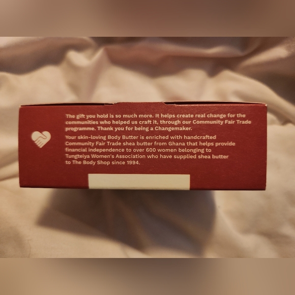 2/$20 The Body Shop Jolly & Juicy Gift Set - Picture 3 of 4